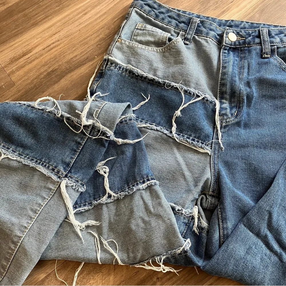 NEW RARE DISTRESSED PATCH COLORBLOCK JEANS - Picture 10 of 15